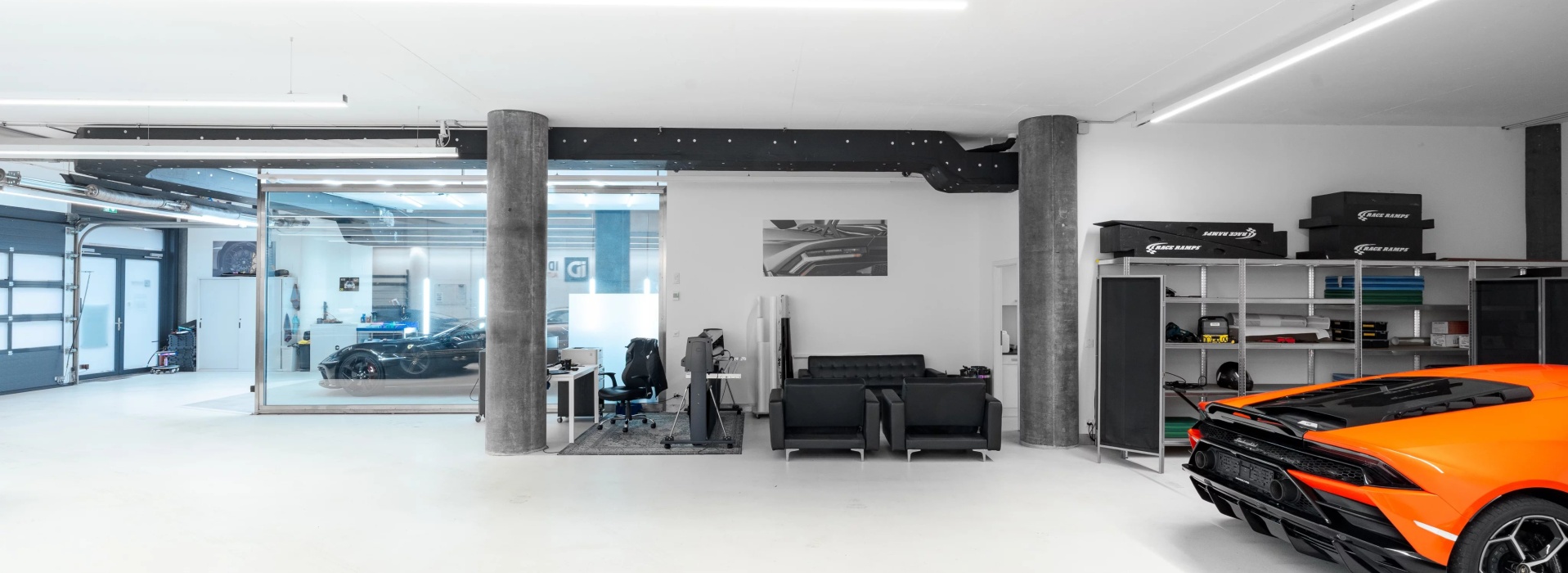 For rent – 288 m² commercial space/workshop in Plan-les-Ouates. image