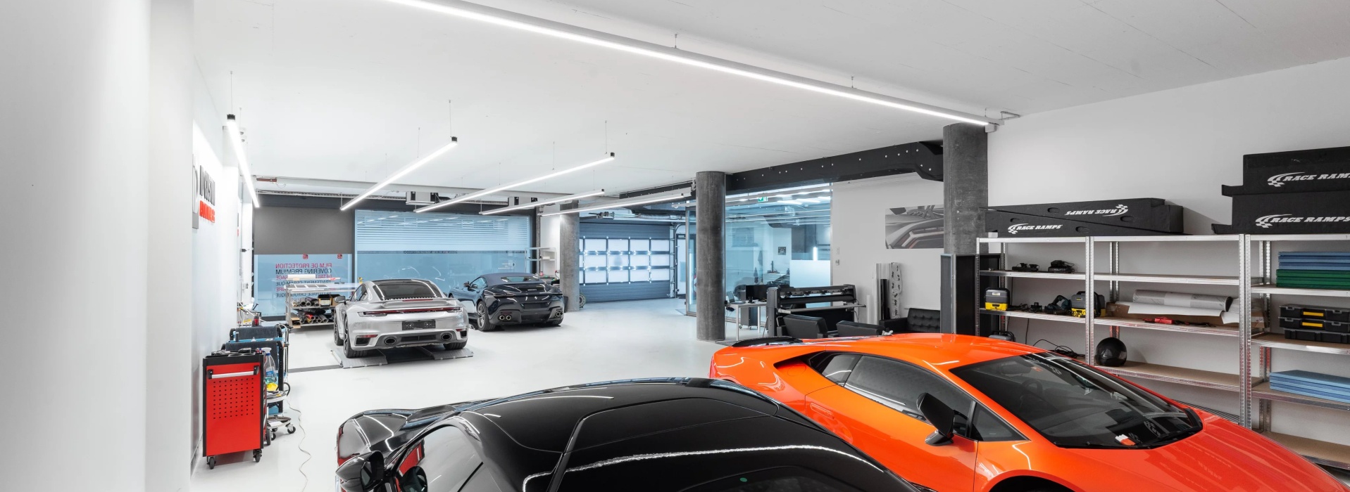 For rent – 288 m² commercial space/workshop in Plan-les-Ouates. image