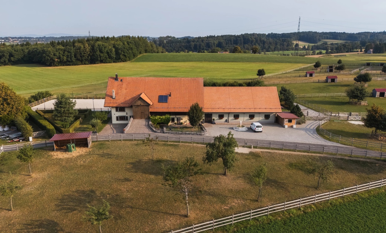 Domaine équestre d’exception à Savigny, à seulement 15 minutes de Lausanne image