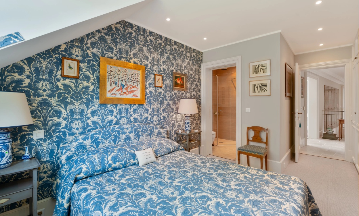 Une villa de maître sur les rives du Léman – prestige, volumes et lumière image