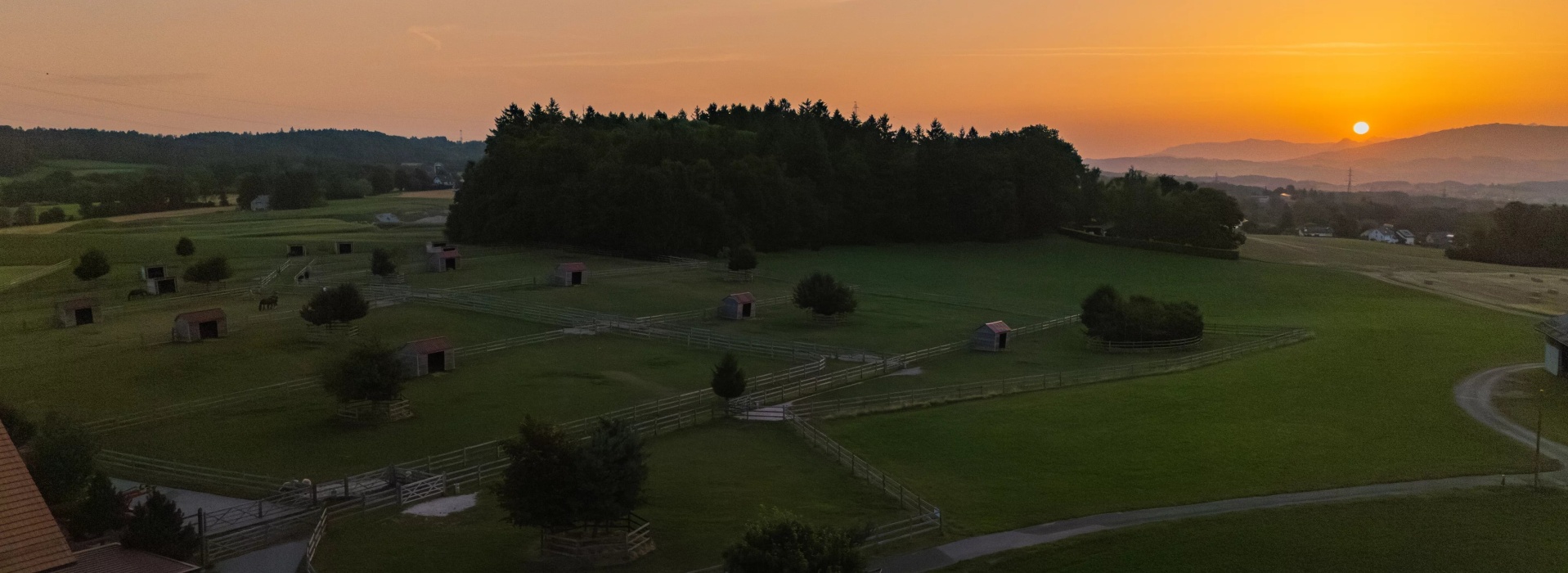 Domaine équestre d’exception à Savigny, à seulement 15 minutes de Lausanne image