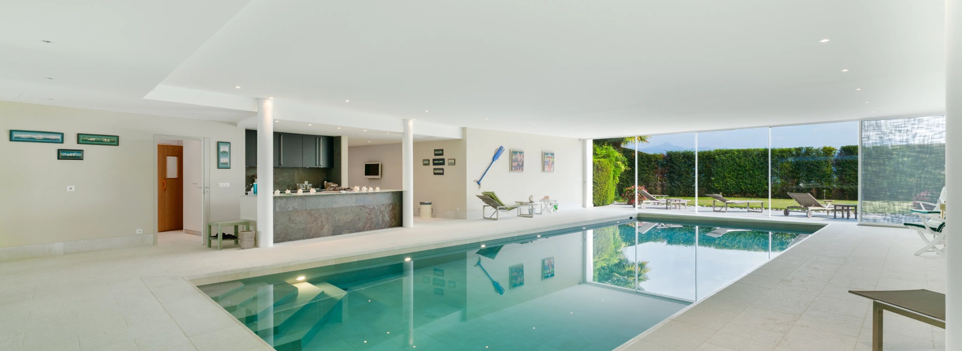 Une villa de maître sur les rives du Léman – prestige, volumes et lumière image