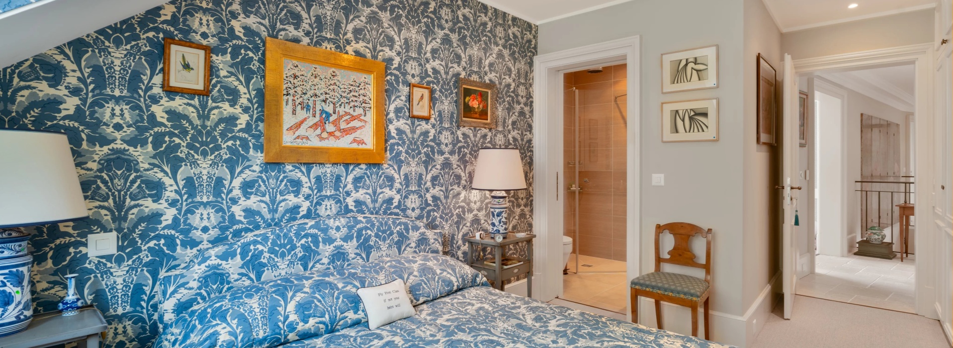 Une villa de maître sur les rives du Léman – prestige, volumes et lumière image