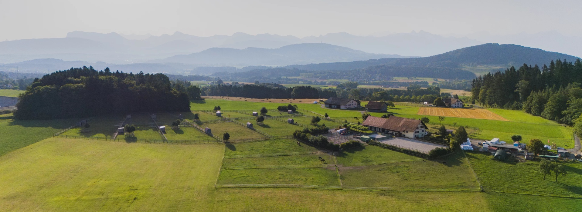 Domaine équestre d’exception à Savigny, à seulement 15 minutes de Lausanne image