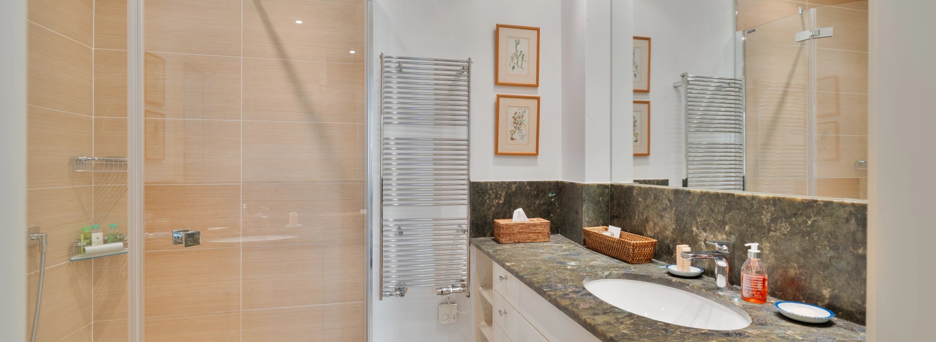 Une villa de maître sur les rives du Léman – prestige, volumes et lumière image