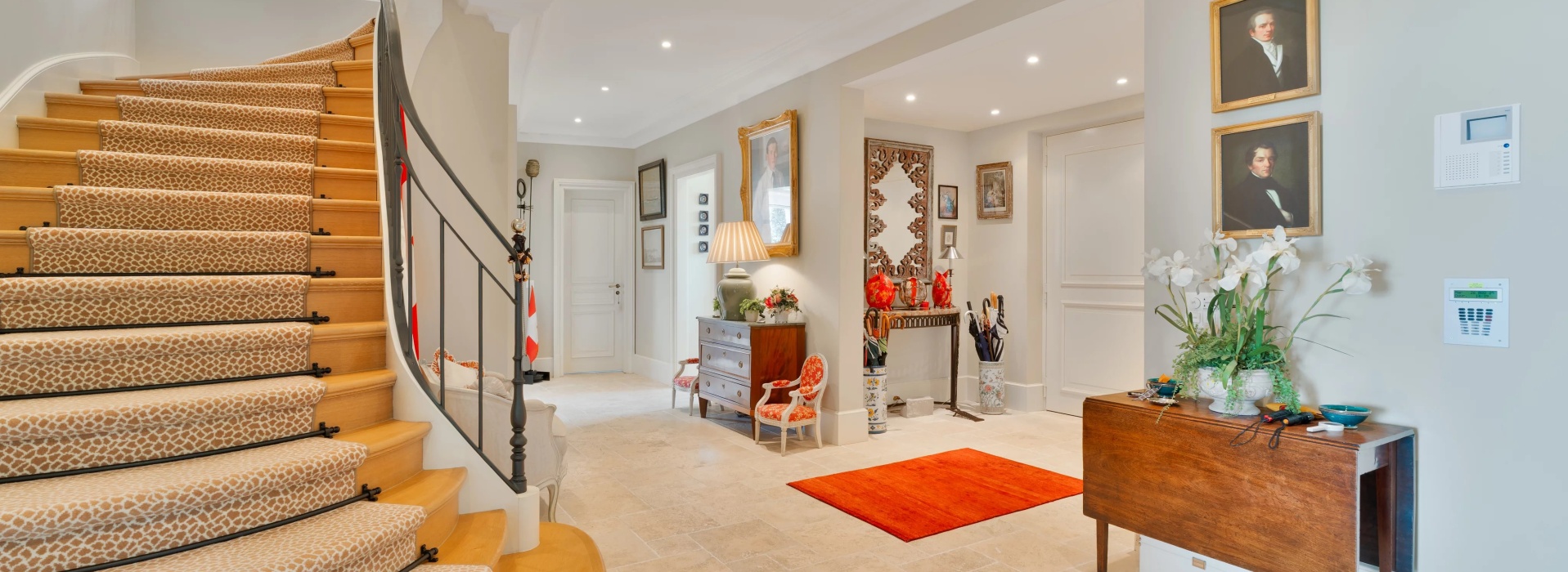 Une villa de maître sur les rives du Léman – prestige, volumes et lumière image