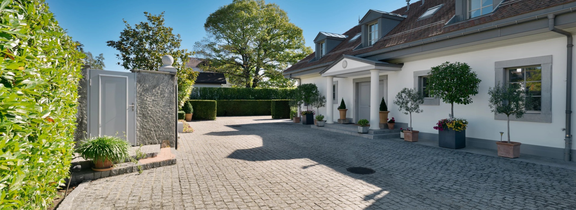 Une villa de maître sur les rives du Léman – prestige, volumes et lumière image