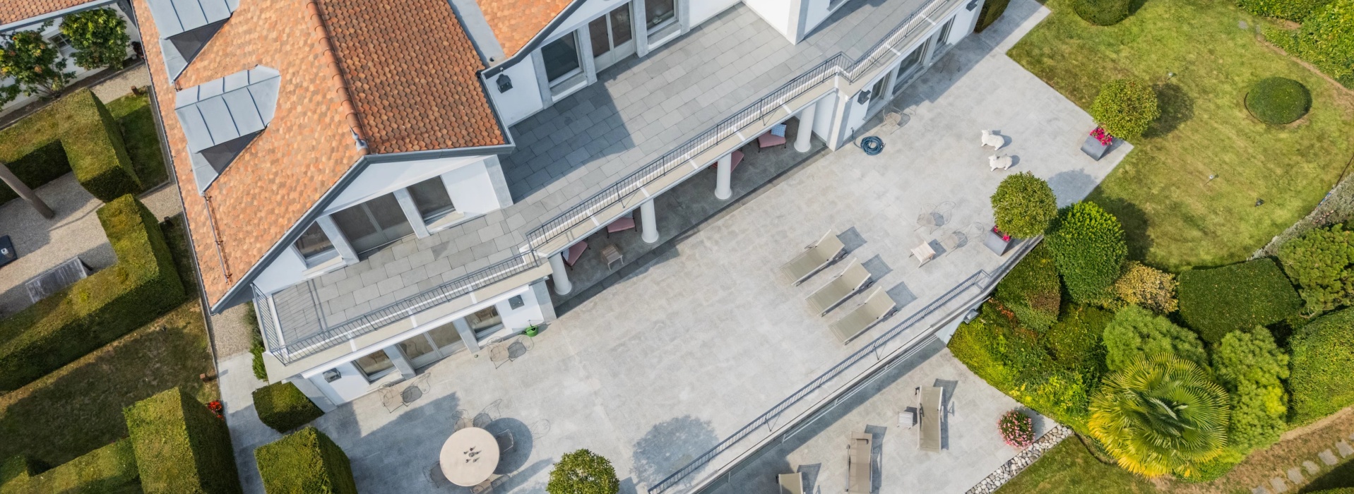Une villa de maître sur les rives du Léman – prestige, volumes et lumière image