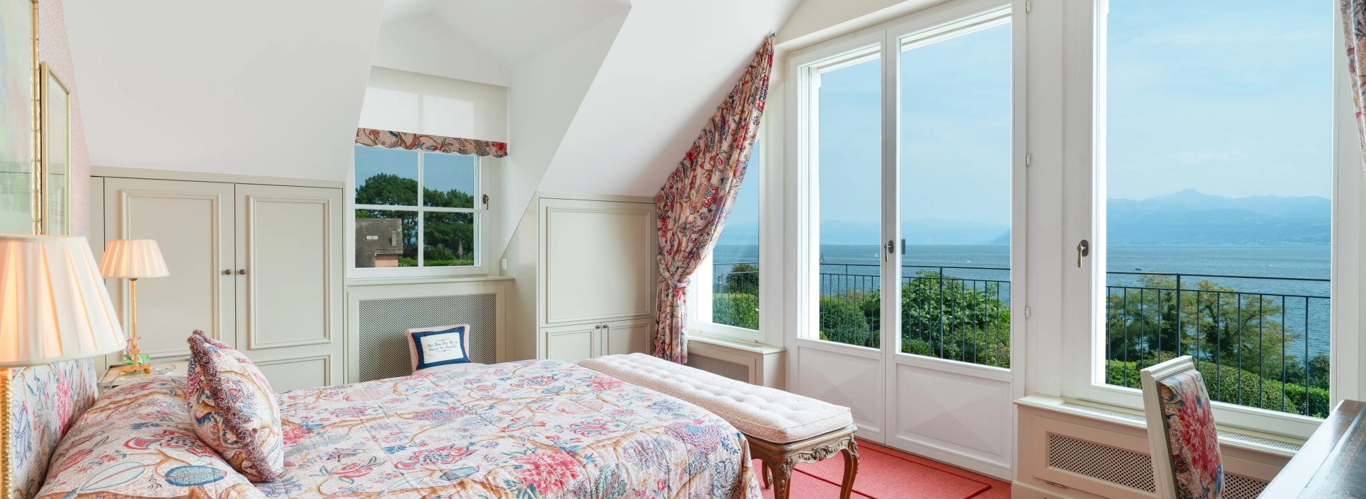 Une villa de maître sur les rives du Léman – prestige, volumes et lumière image